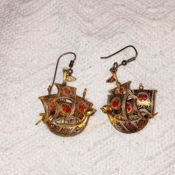 Jewelry - Earrings